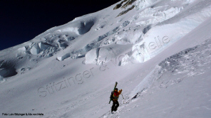 Shisha Pangma 7500 zum Aufstieg.jpg (161401 Byte)
